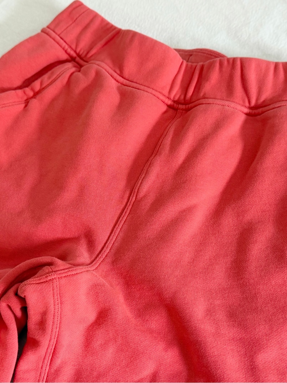 Lululemon Coral Sweatpants Sz 2. Melon Joggers
